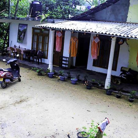 Yoho Chamith Homestay 埃拉 外观 照片